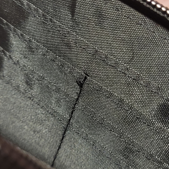 F•R•I•E•N•D•S zip-around wallet - Picture 16 of 16